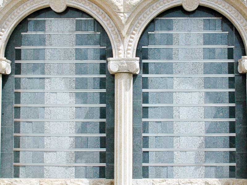 納骨堂物故者銘板