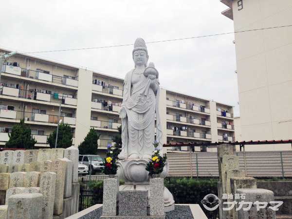 二俣霊園　観音さま　秋彼岸　花