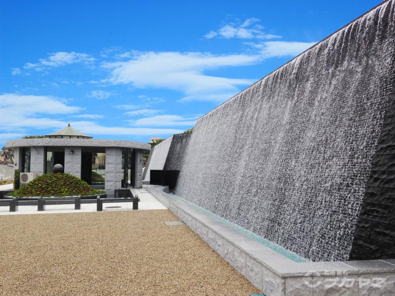 滝_右側面アングル