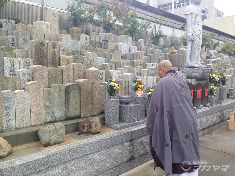 無縁仏の合祀式②